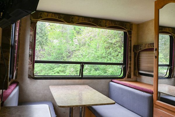 2010 Springdale - Image 7